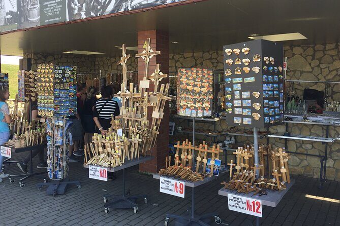 5,5 Hour Small Group Tour to Hill of Crosses from Riga - Guides make the ride: Viesturs, Krista, and Jānis as standout names