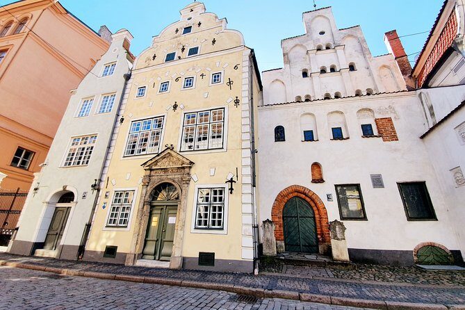 Best of Riga Walking Tour - Highlights and Hidden Gems - Pace, cobblestones, and what to wear for comfort