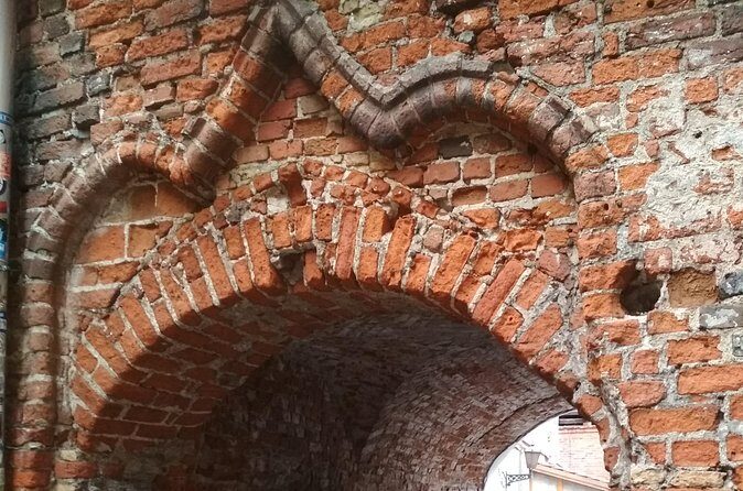 Best Of Riga Walking Tour: Old Town - Meeting Your Guide: Small Group, Private-Feel Attention
