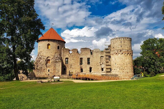 Full Day Gauja National Park Ultimate Hiking & Sightseeing Trip - Cēsis Medieval Castle: the best-preserved medieval stop in Latvia