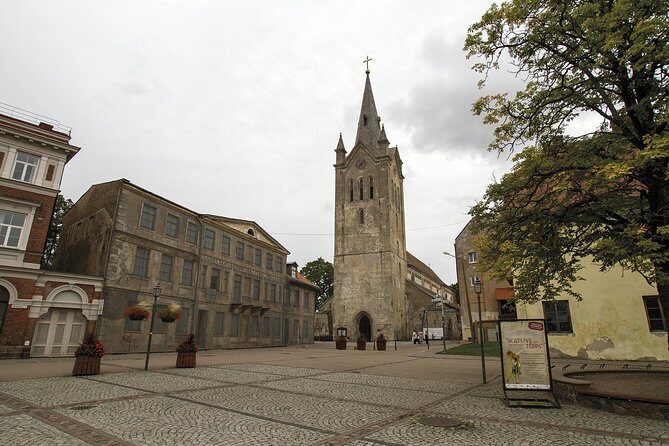 Full-Day Private Trip to Cesis, Sigulda and Turaida from Riga - Price per group: when $350.83 feels fair