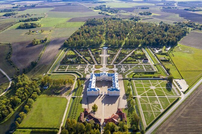 Full-Day Private Trip to Palace and Medieval Castle from Riga - Stop 2: Rundāle Palace Museum, Bartolomeo Rastrelli, and the Gardens