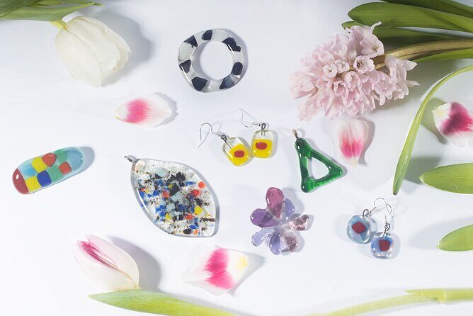 Glass Jewellery Workshop - What you can make: earrings, pendants, rings, and brooch options