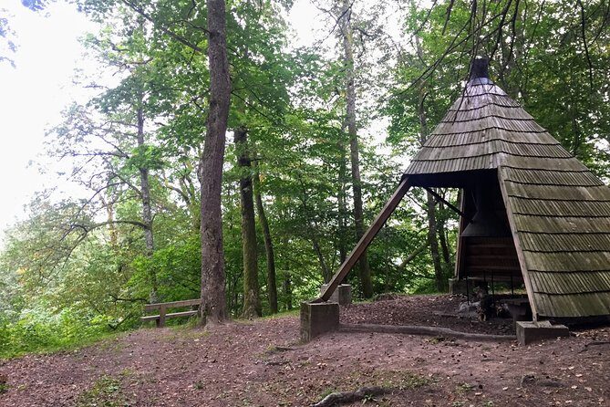 Hiking in Gauja National Park - Stop 4: Keizarkresls un keizarskats (views, stairs, and photo breaks)