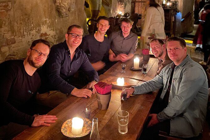 Medieval Experience: Guided Sightseeing and Food Tasting - Key things to know before you go