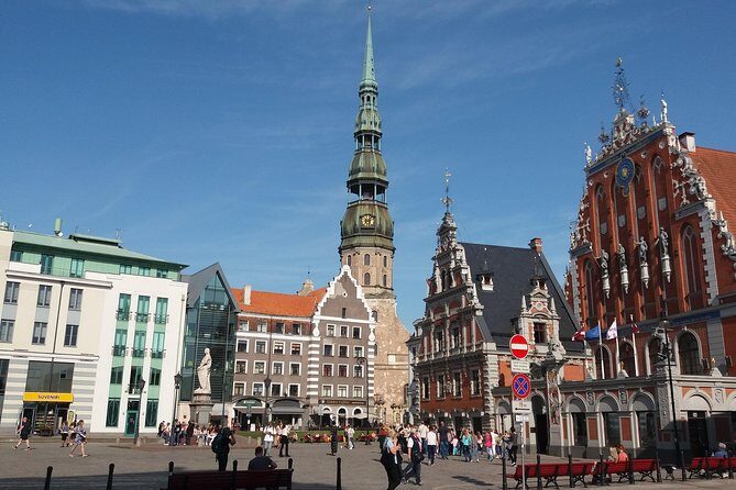 Old Riga Walking Tour / Riga Altstadt Spaziergang - Meet-up and pickup in Vecrīga: how logistics stay simple