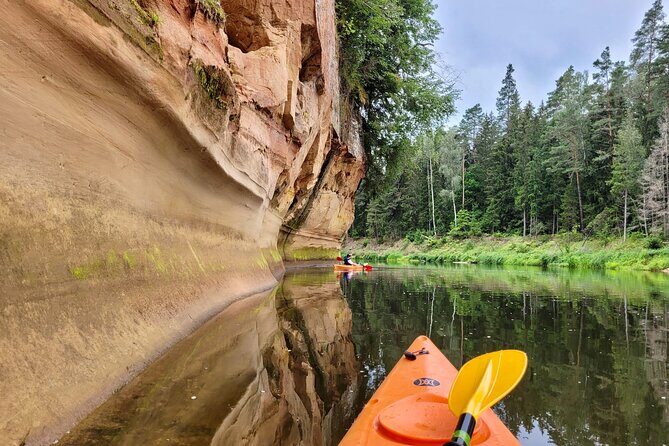 One-Day Kayaking Trip in Gauja River Valley - Paddling distance and river conditions: what to expect when it’s windy or high
