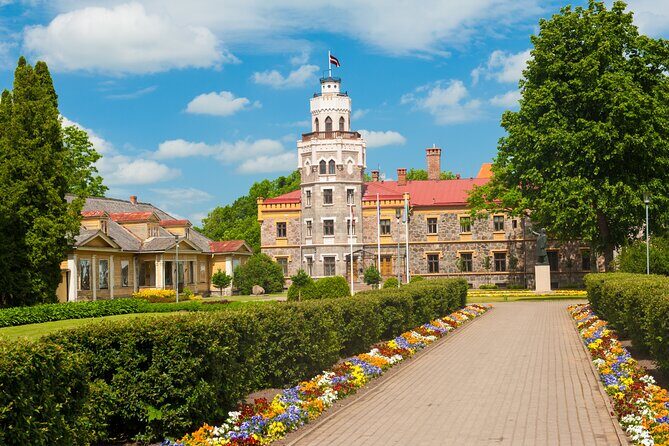 Private Full-Day Trip to Turaida, Sigulda, and Cesis - Stop 3: Cēsis Medieval Castle and Why It Feels Well Preserved
