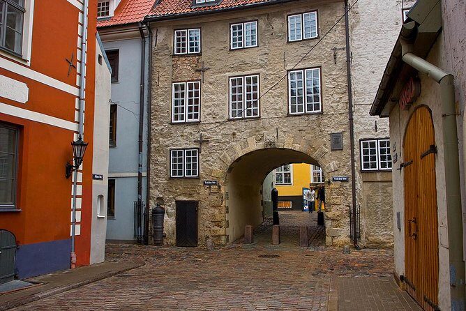 Private grand Riga city tour - Art Nouveau Riga: where Riga’s “modern” style starts showing