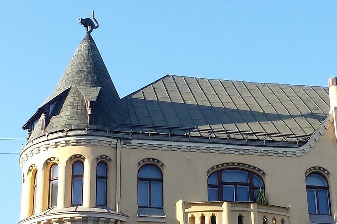Private Riga Old Town Walking Tour - Three Brothers and the Latvian Museum of Architecture: architecture without entry