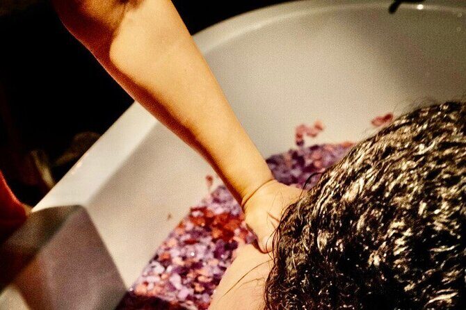 Relax Massage, Tantra Therapy in Riga, Latvia - Who This Works For (Men and Women Welcome)