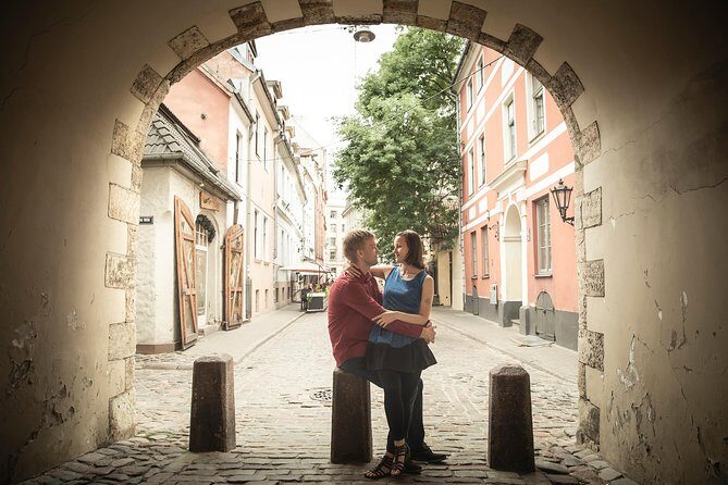 Riga Private Photoshoot Tour - Stop-by-Stop Guide: What Each Riga Photo Spot Adds