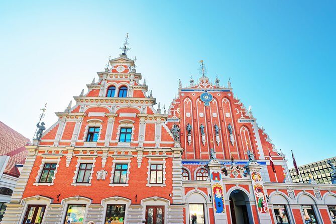 Riga Private Walking Tour - How private guiding makes a 3-hour tour feel personal