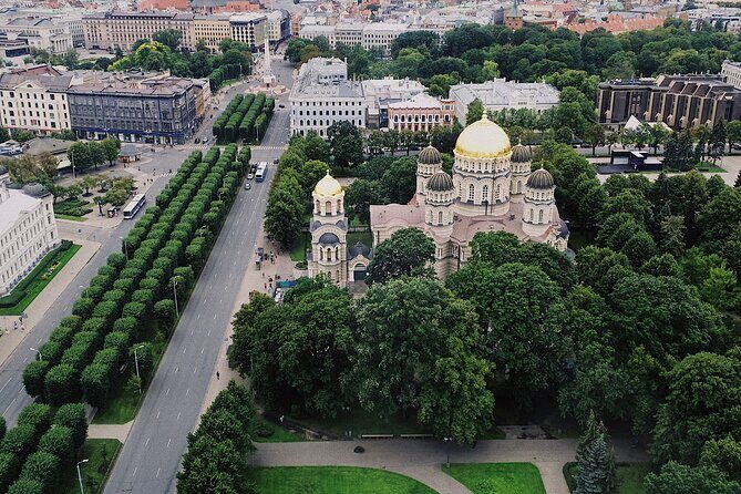 Riga Private Walking Tour with a Local - Riga on the Inside: Practical Tips You Can Use Immediately