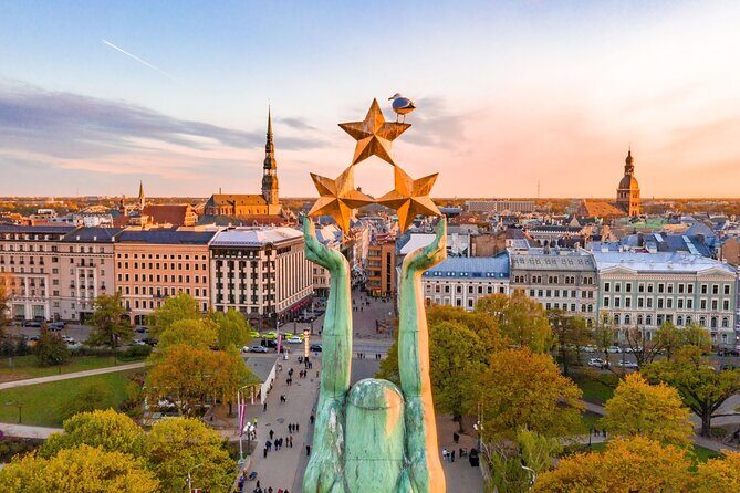 Riga walking guided Sightseeing tour - Pickup, mobile tickets, and how to keep the day smooth